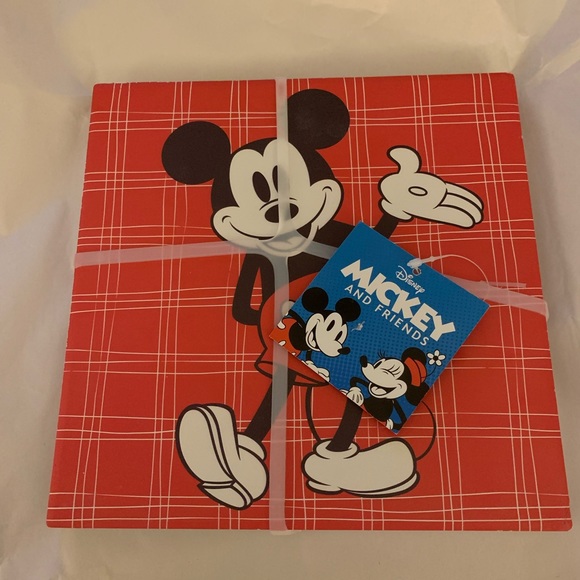 Set of 2 Disney Mickey Mouse Howdy 8” trivets w/ cork backing - Picture 2 of 8